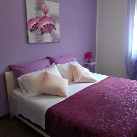 Monte Apartment *